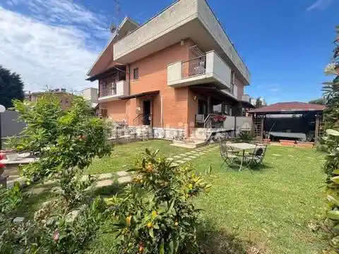 Villa in vendita a San Cesareo