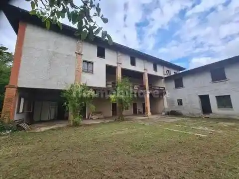 Rustico - Casale in vendita a Corte Franca