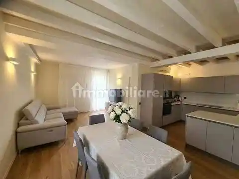 Villa in vendita a Adro