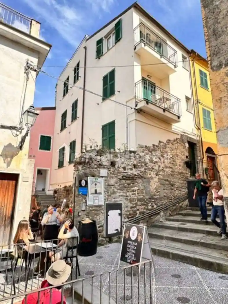 Appartamento in vendita a Vernazza