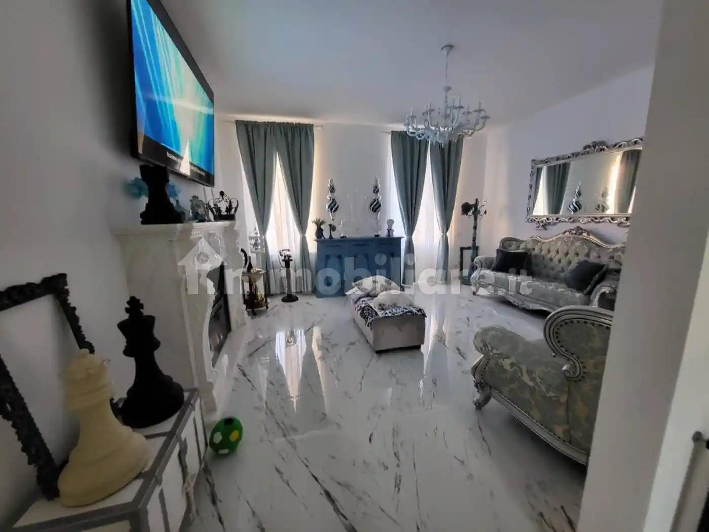 Casa indipendente in vendita a Viareggio