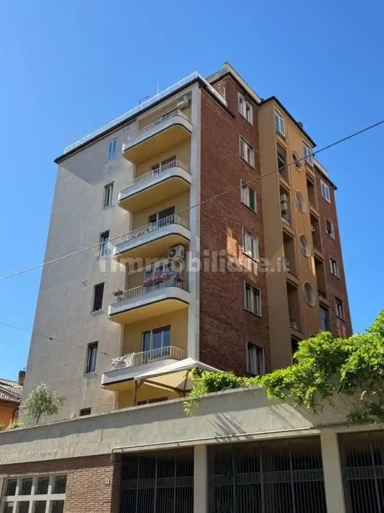 Appartamento in vendita a Bologna