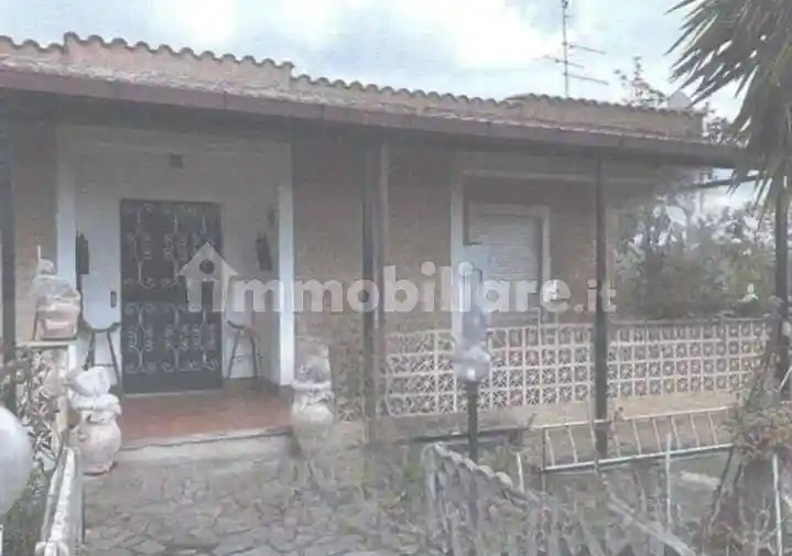 Casa indipendente in vendita a Roma