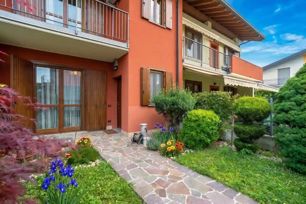 Villetta a schiera - foto 2