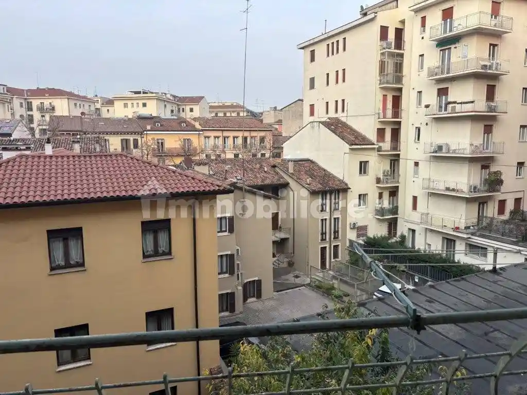 Appartamento in vendita a Verona