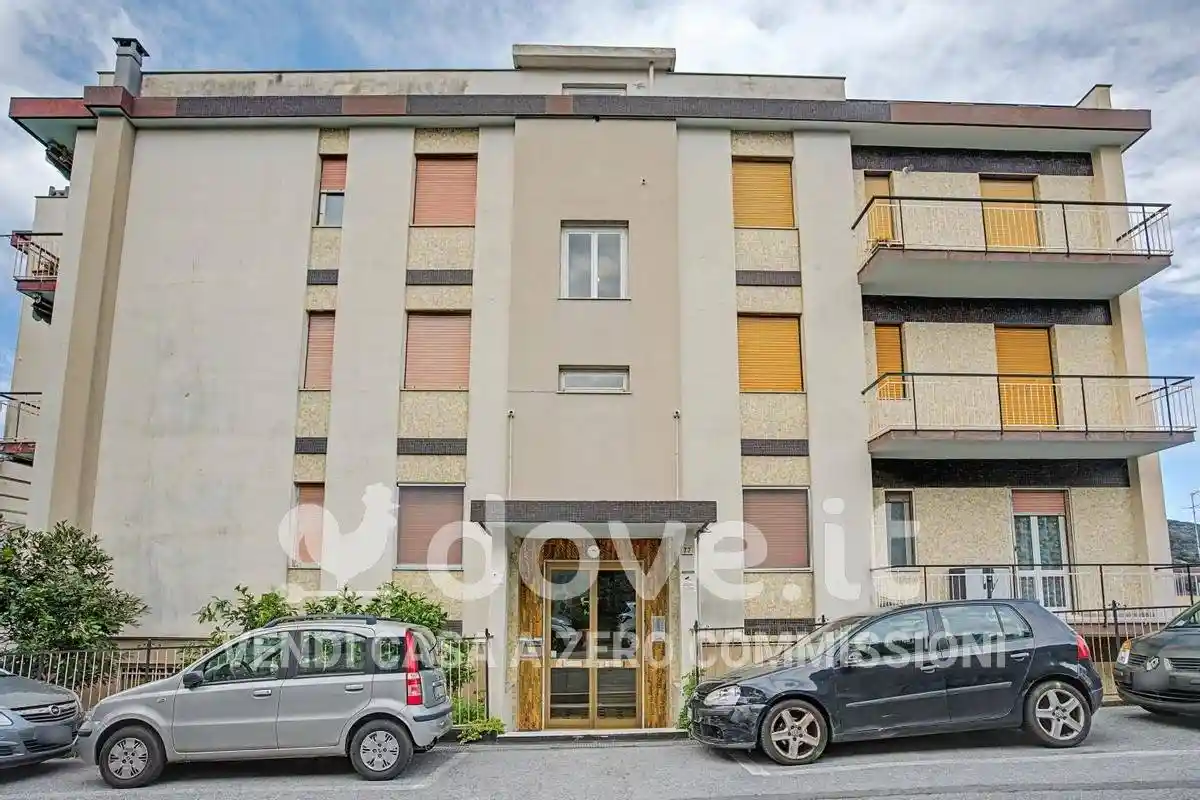 Appartamento in vendita a Celle Ligure