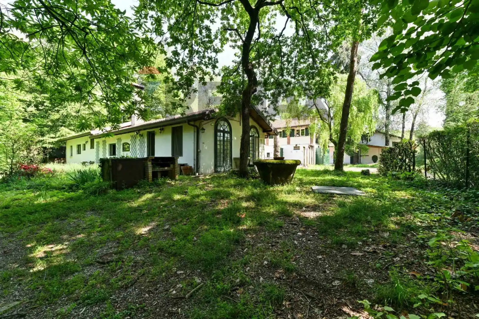 Casa indipendente in vendita a Casorate Sempione