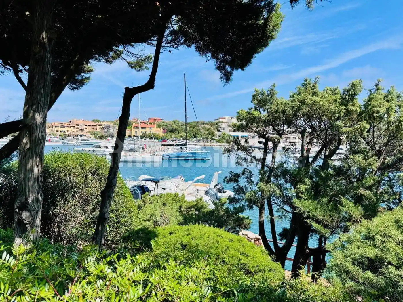 Appartamento in vendita a Arzachena
