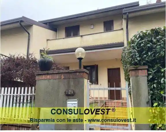 Villa in vendita a Casorate Primo