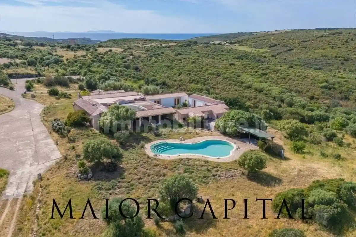 Villa in vendita a Trinità d'Agultu e Vignola