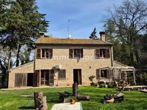 Villa in vendita a Pesaro