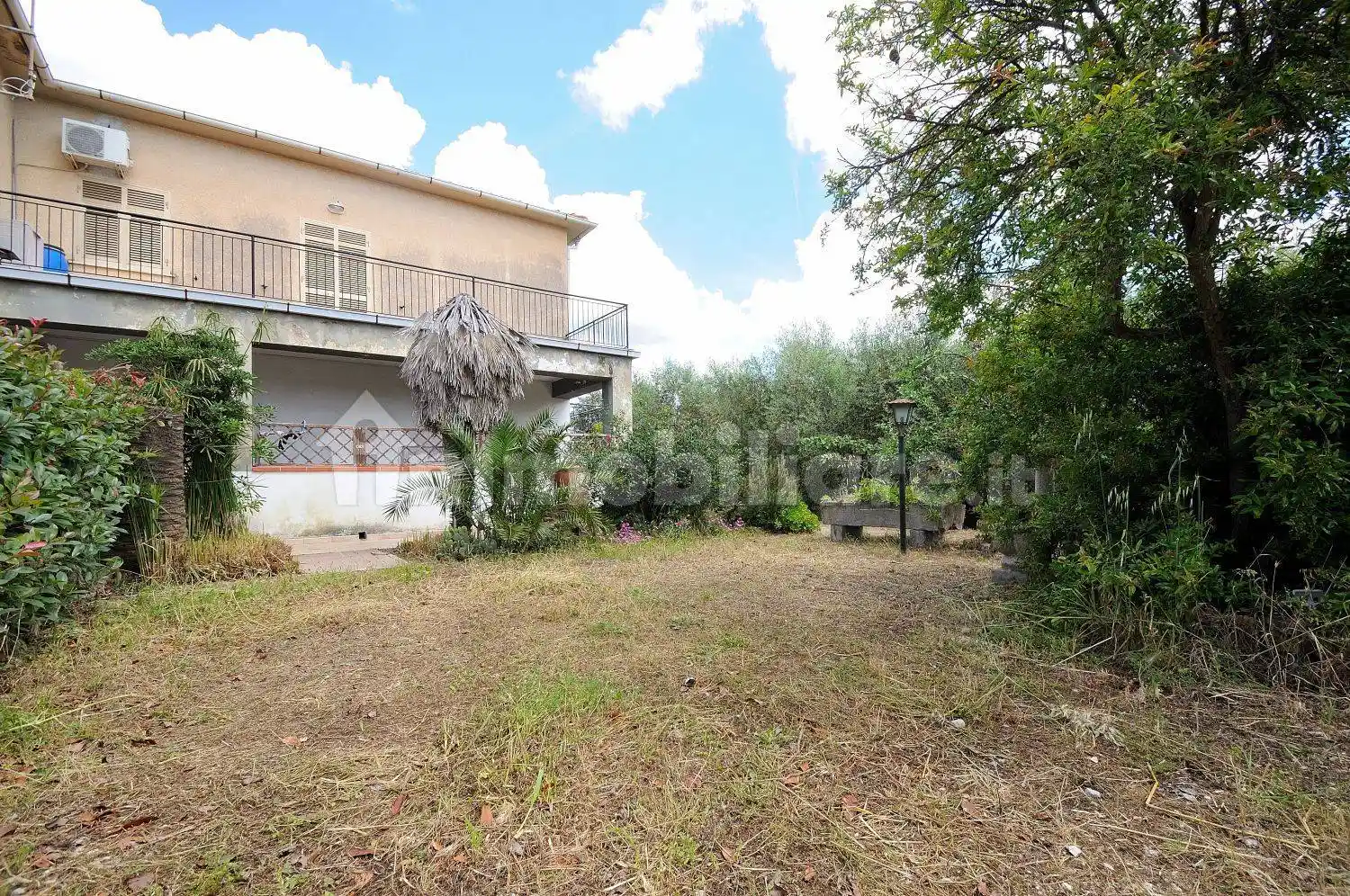 Appartamento in vendita a Campiglia Marittima