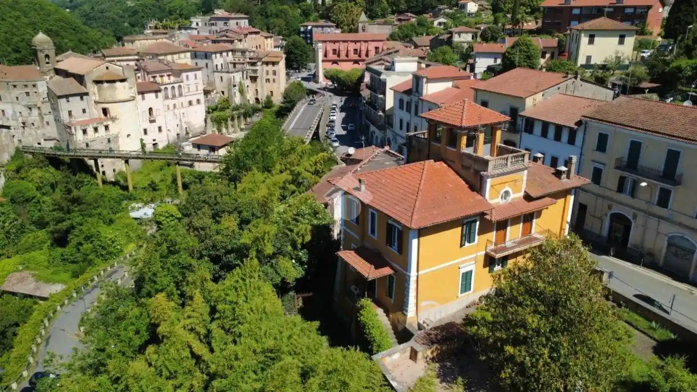 Villa in vendita a Cave