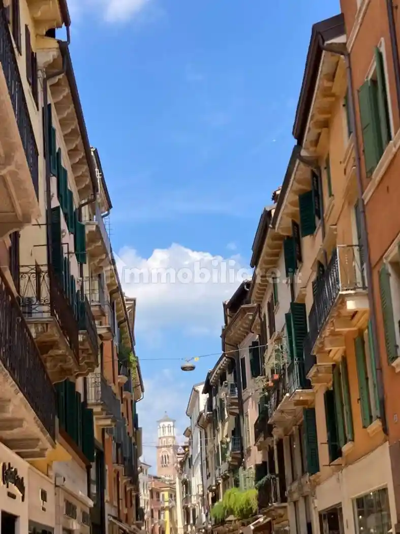 Appartamento in vendita a Verona