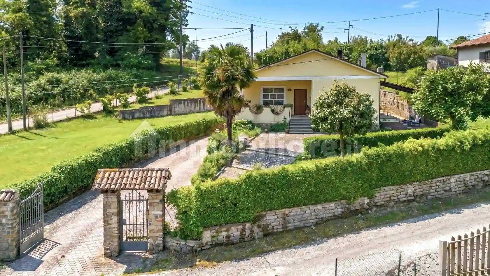 Villa - foto 2