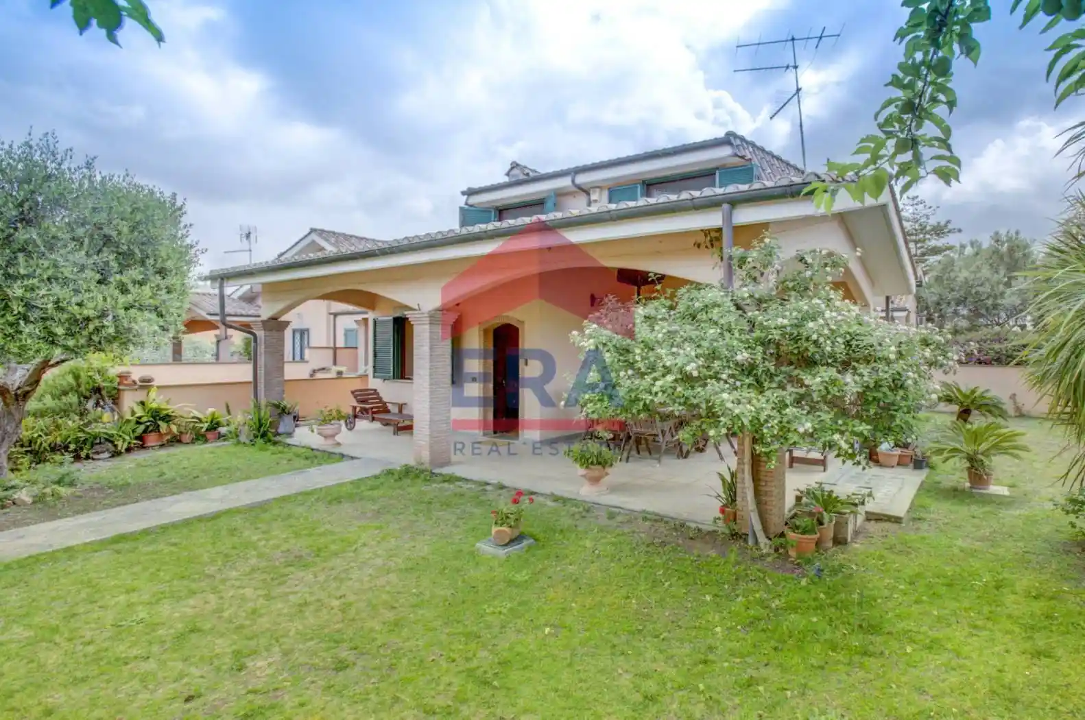 Villa in vendita a Pomezia