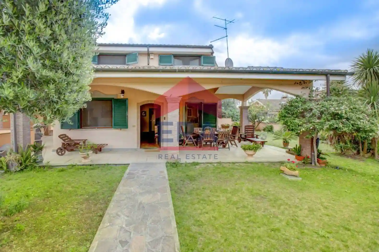 Villa - foto 2