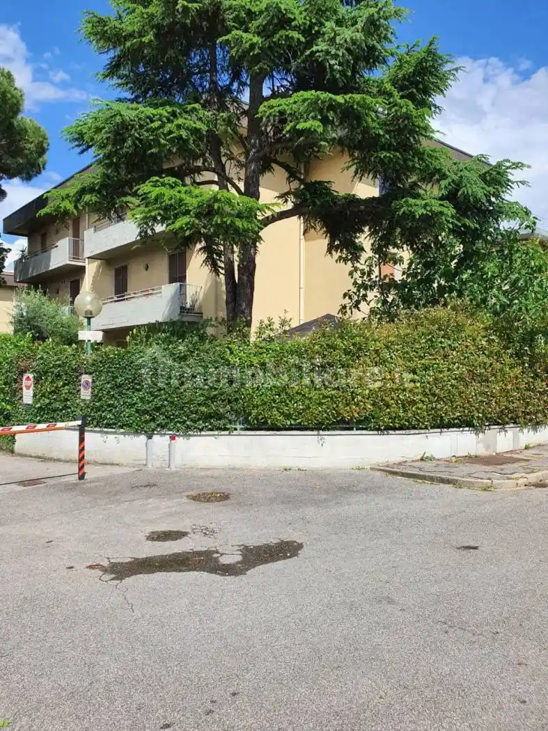 Appartamento in vendita a Campi Bisenzio