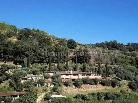 Rustico - Casale in vendita a Montefiore dell'Aso