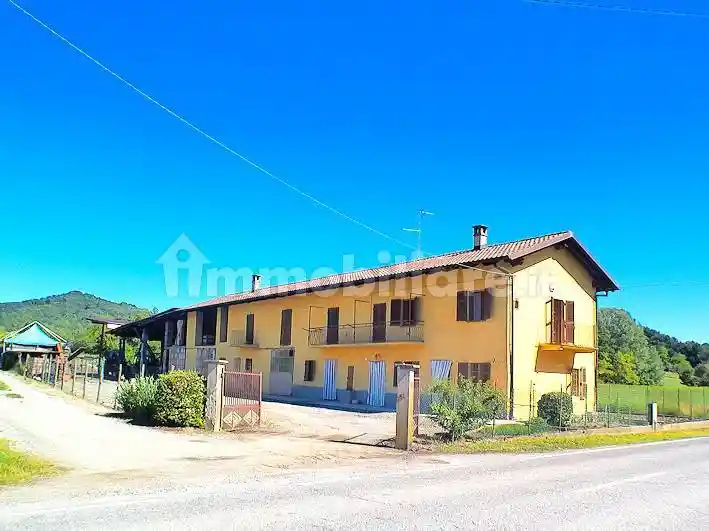 Rustico - Casale in vendita a Cerrina Monferrato