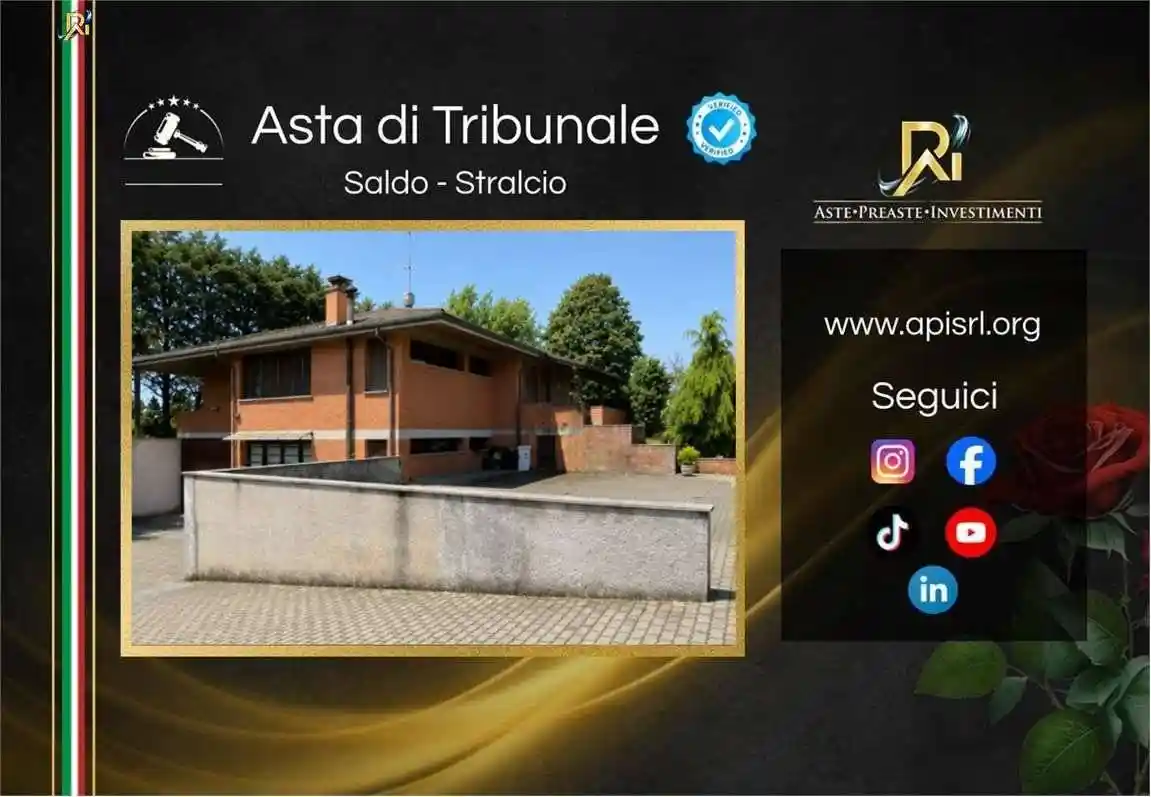 Villa in vendita a Ozzero