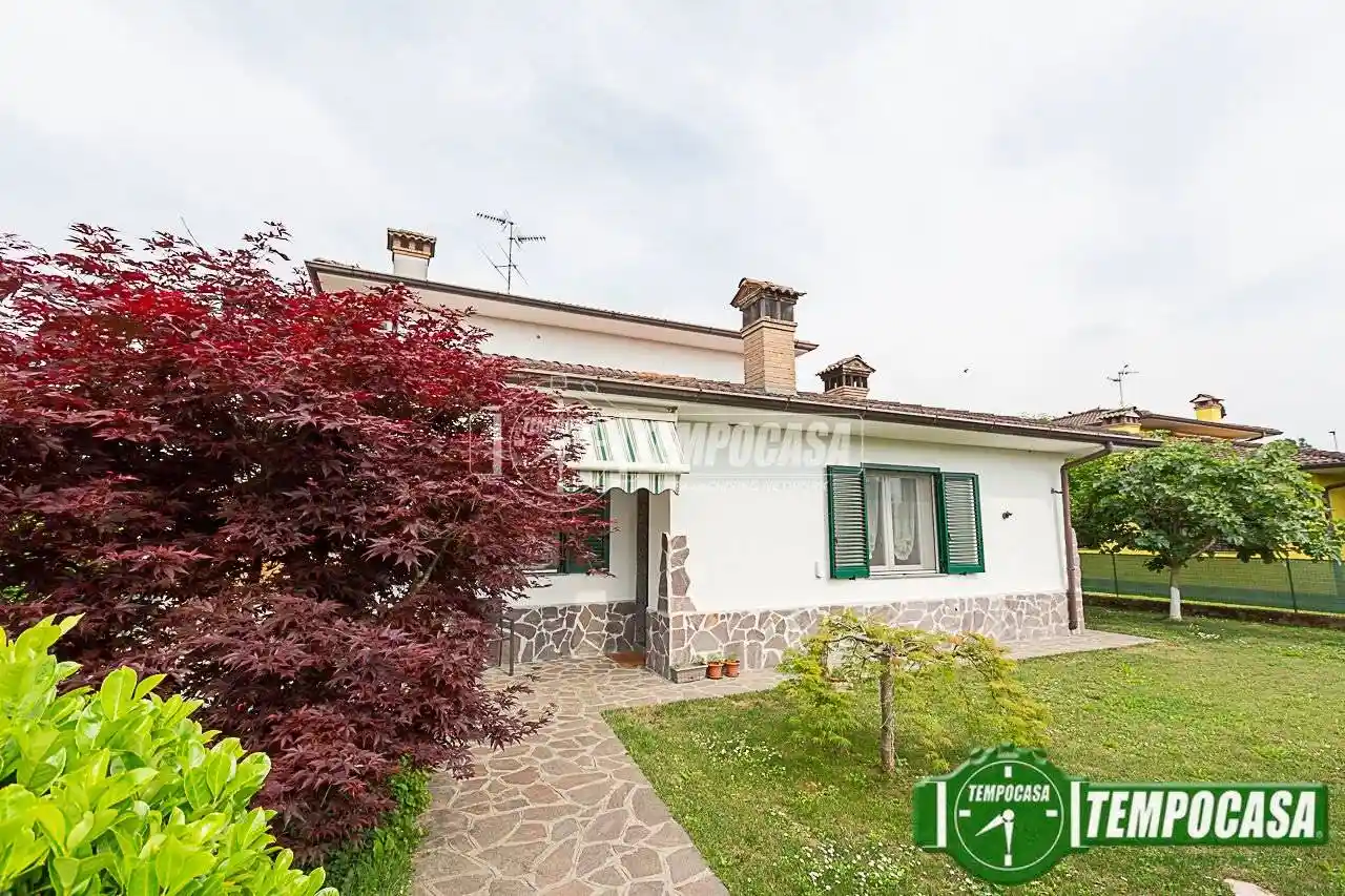 Villa in vendita a Palazzo Pignano