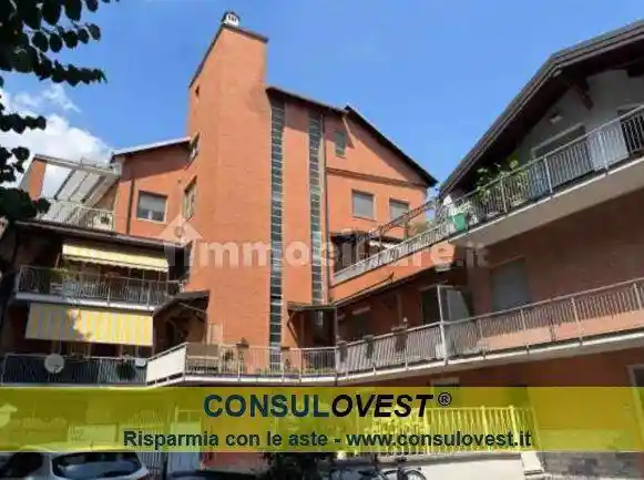 Appartamento in vendita a Garbagnate Milanese