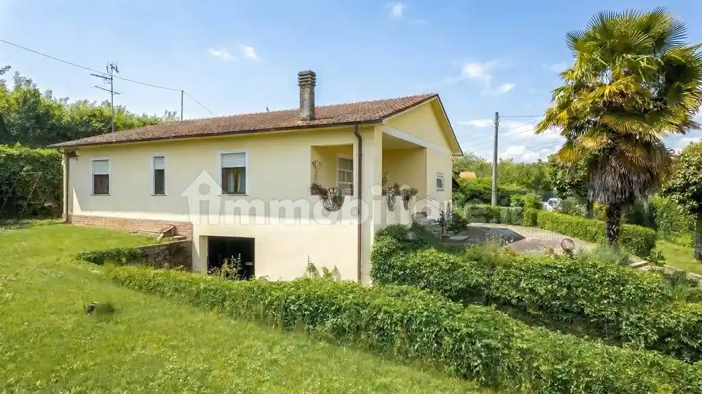 Villa in vendita a Valmontone