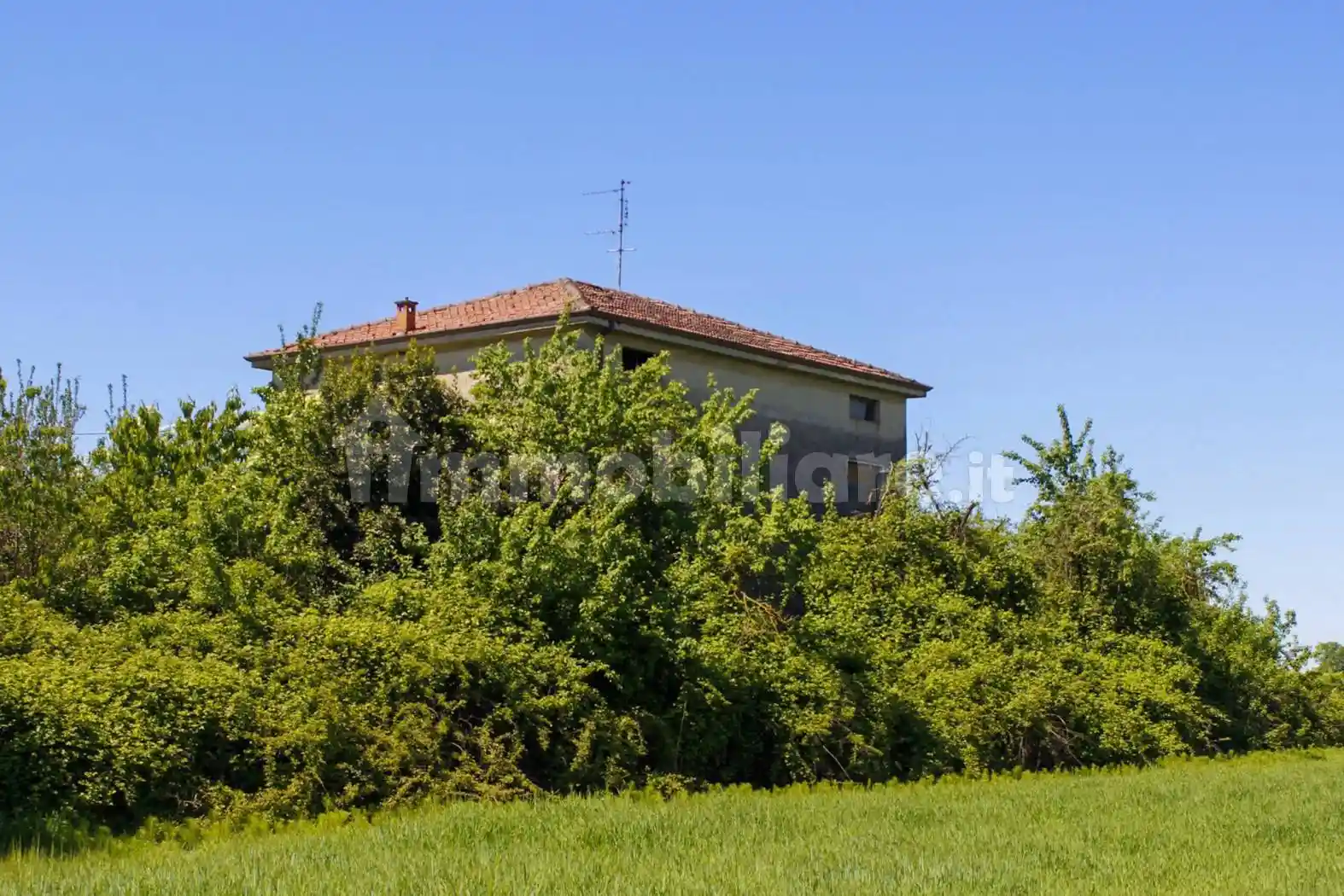 Villa in vendita a Castel San Giovanni