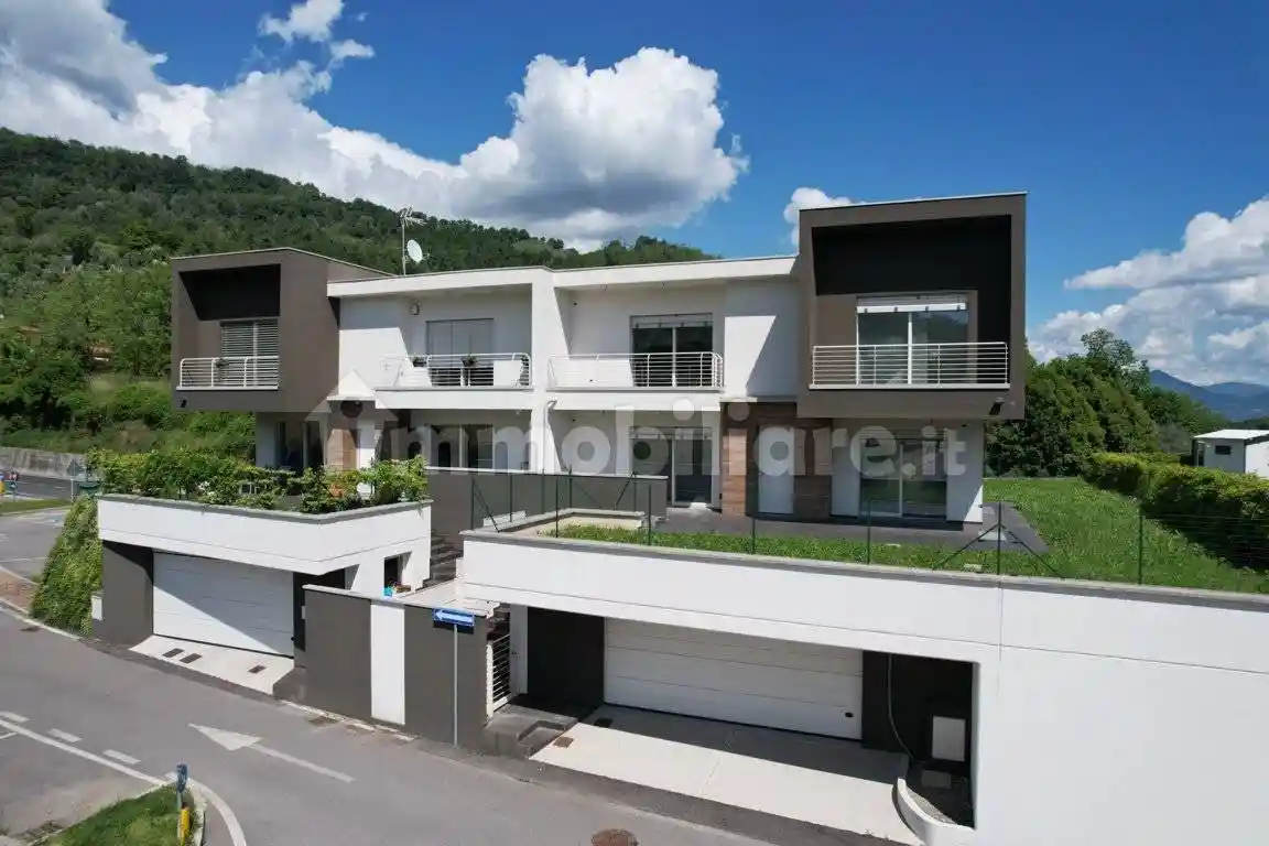 Villa in vendita a Villongo