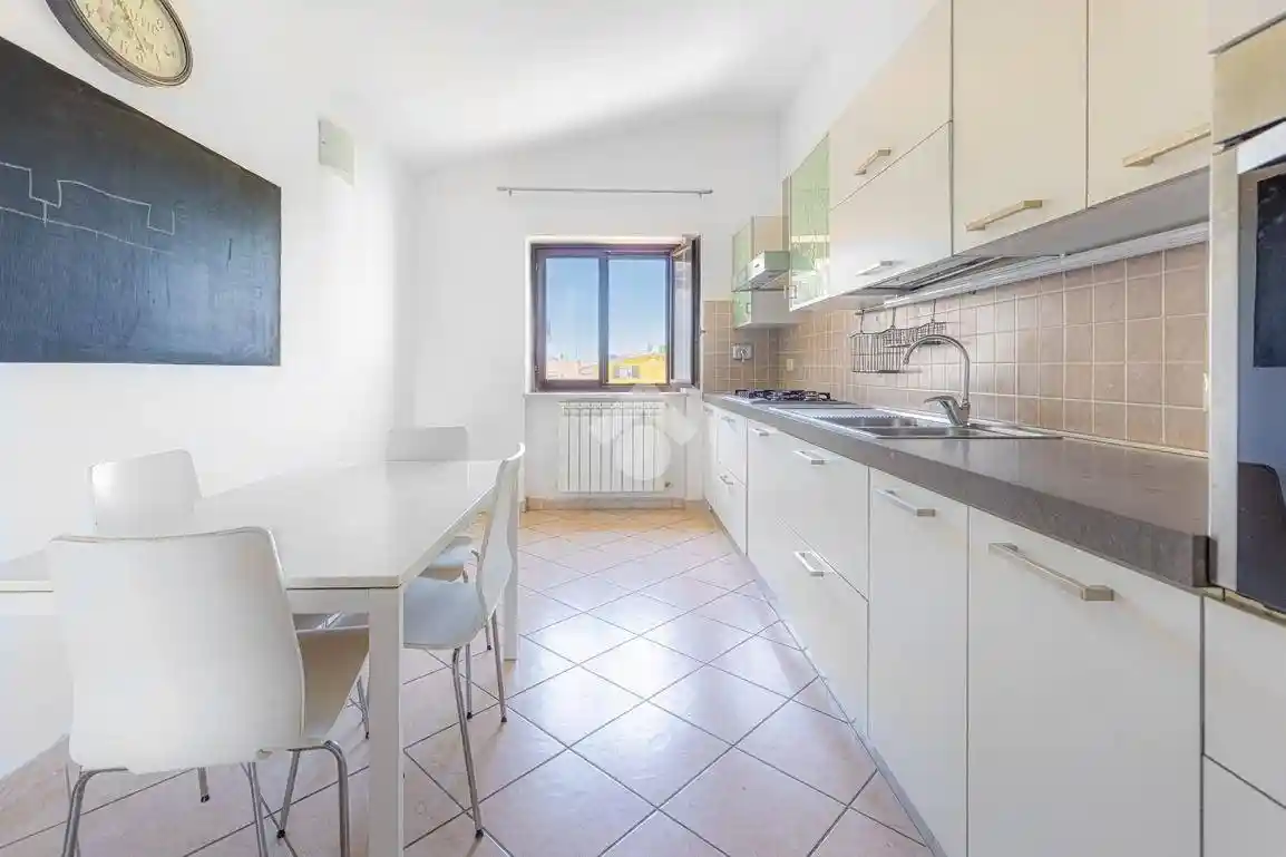 Appartamento in vendita a Anguillara Sabazia