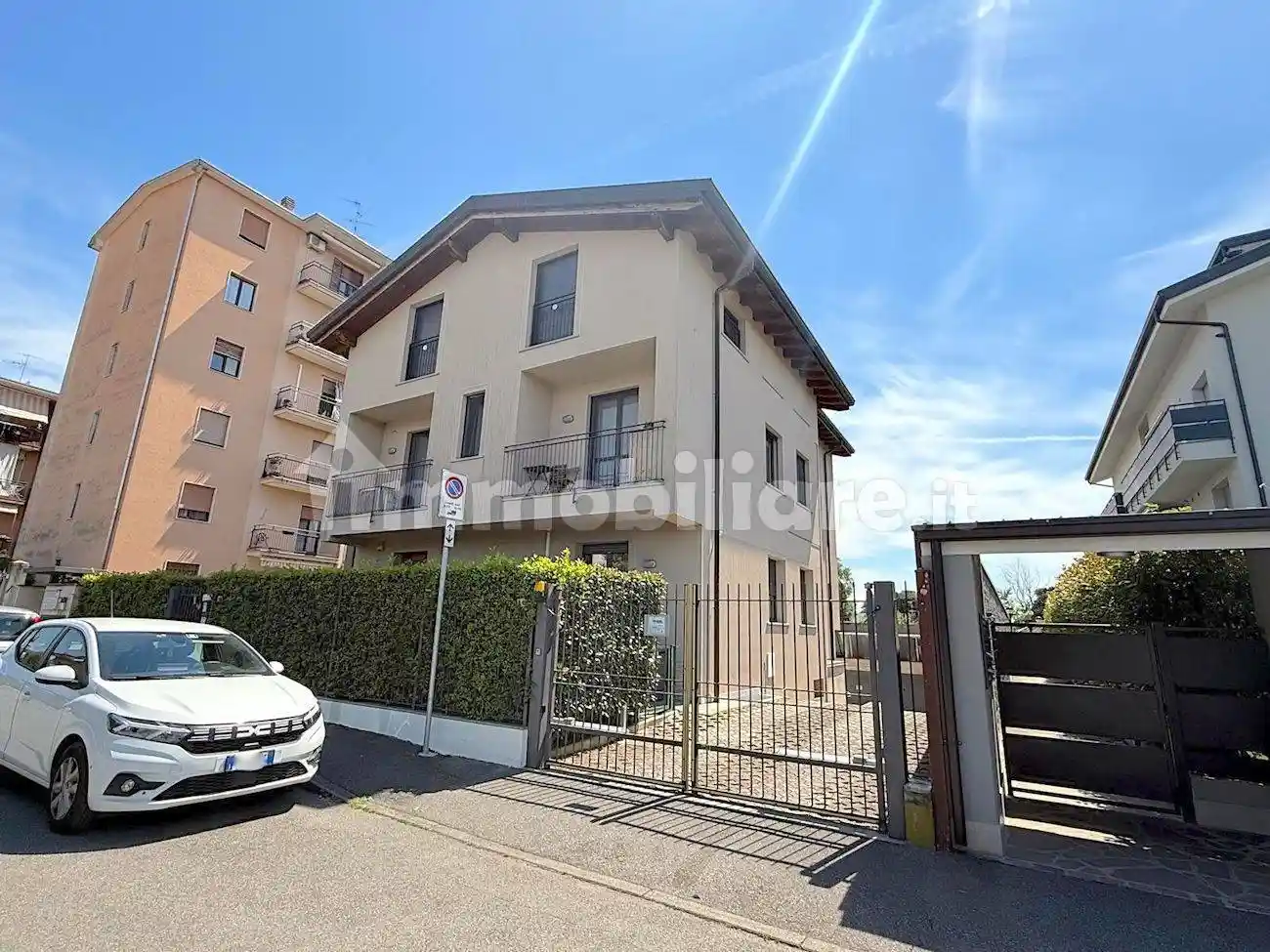 Appartamento in vendita a Villasanta