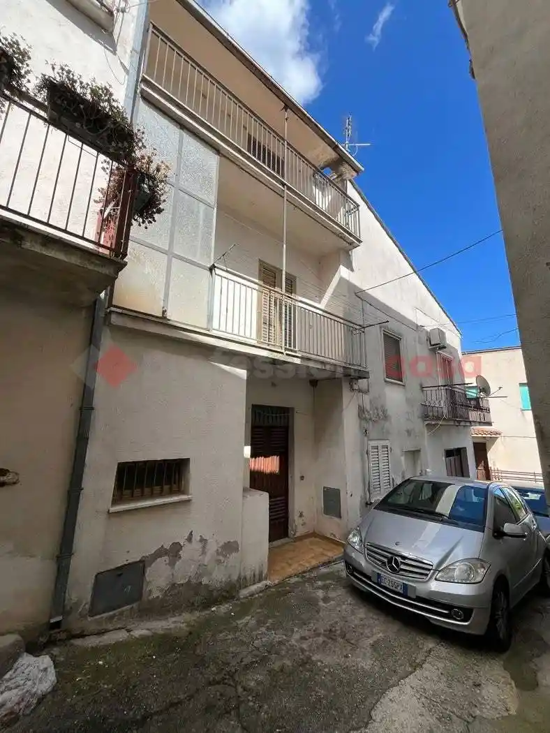 Casa indipendente in vendita a San Vittore del Lazio