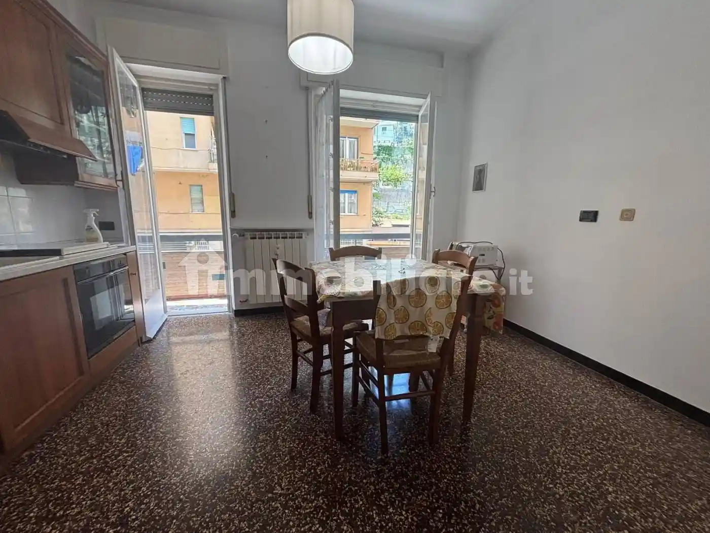 Appartamento in vendita a Genova
