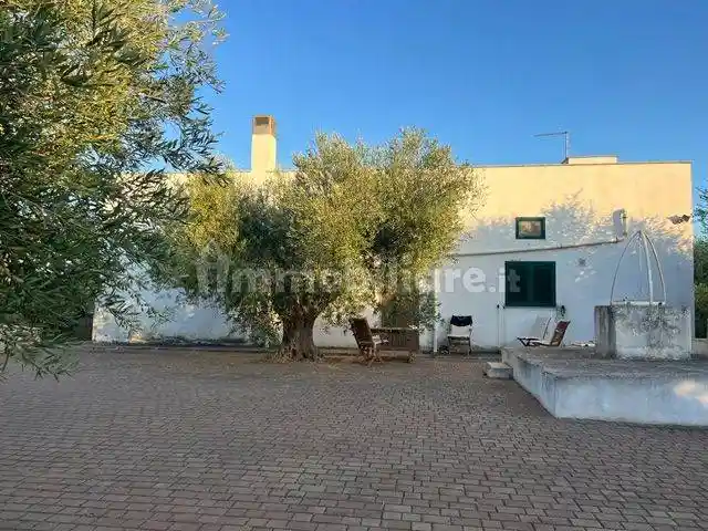 Rustico - Casale in vendita a Ginosa