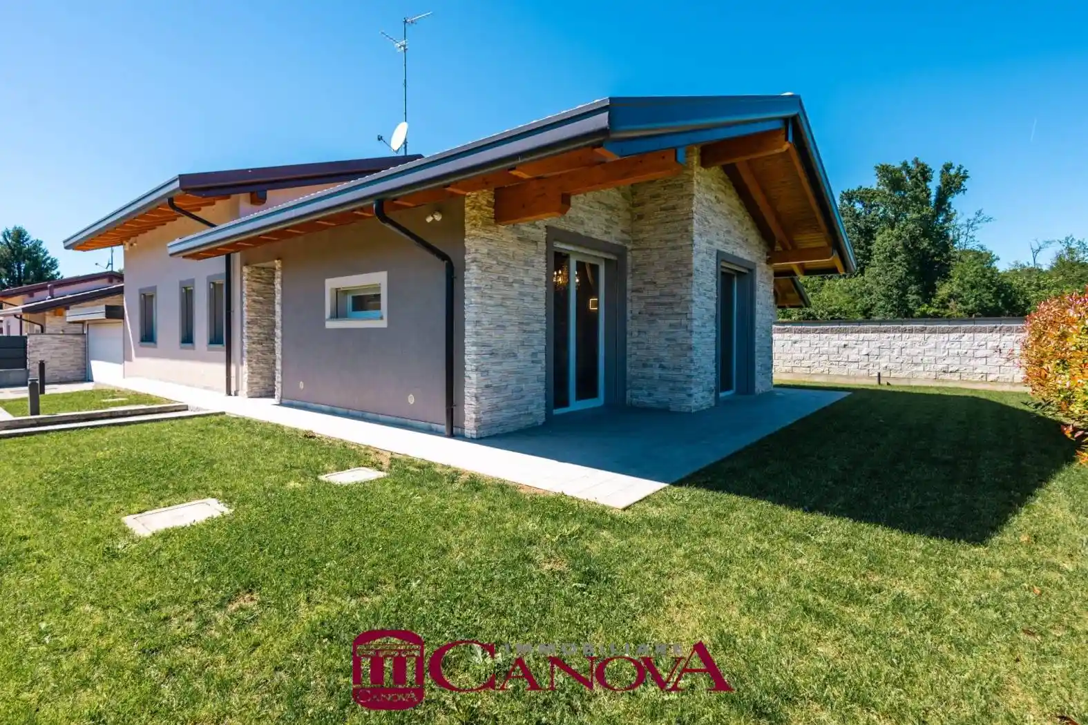 Villa in vendita a Cogliate