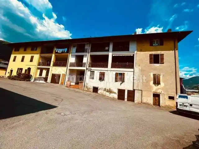 Appartamento in vendita a Nembro