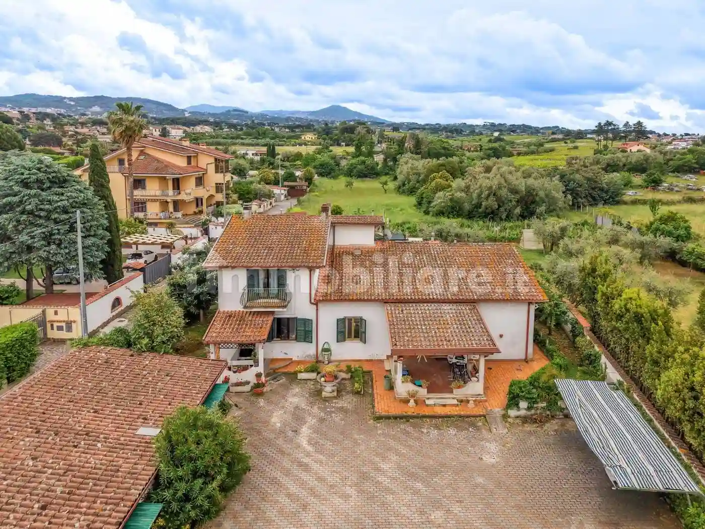 Villa - foto 2