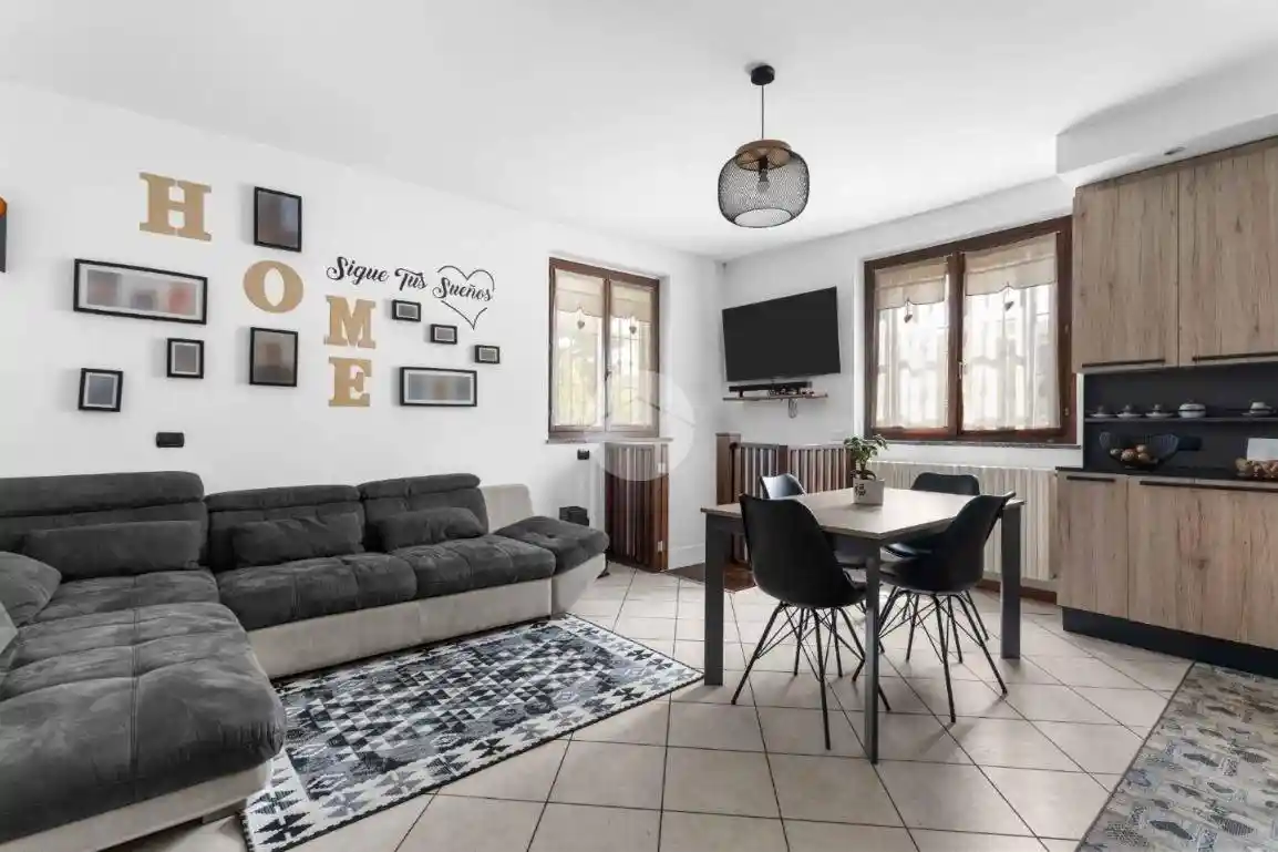 Appartamento in vendita a Trezzano sul Naviglio