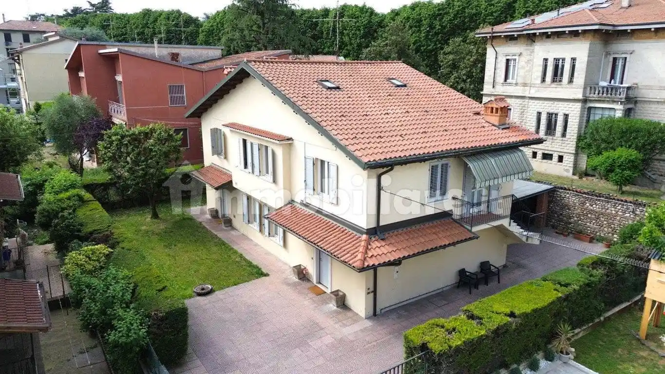 Villa in vendita a Chiari