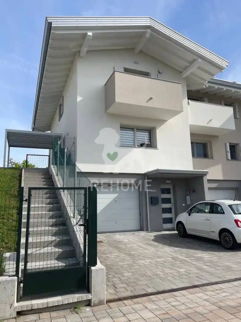 Villa in vendita a Buttrio