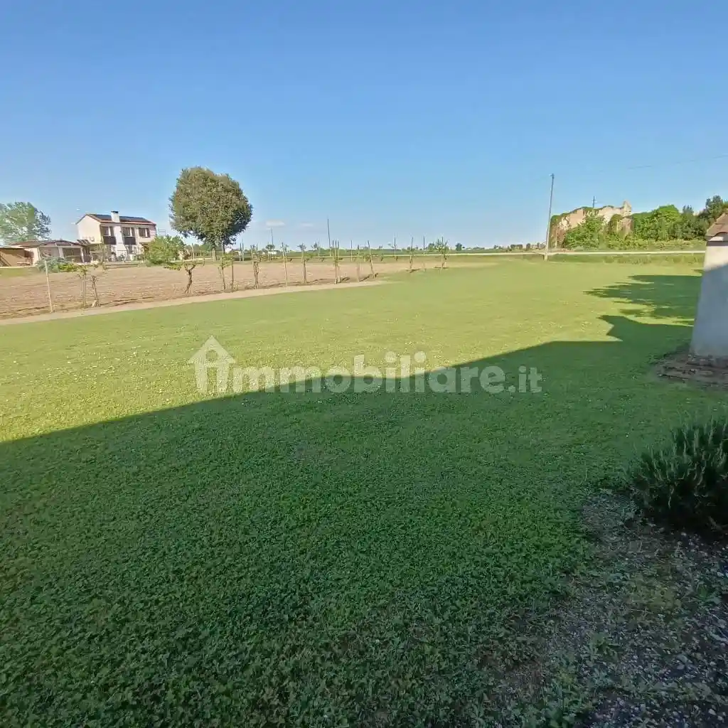 Rustico - Casale in vendita a Pincara