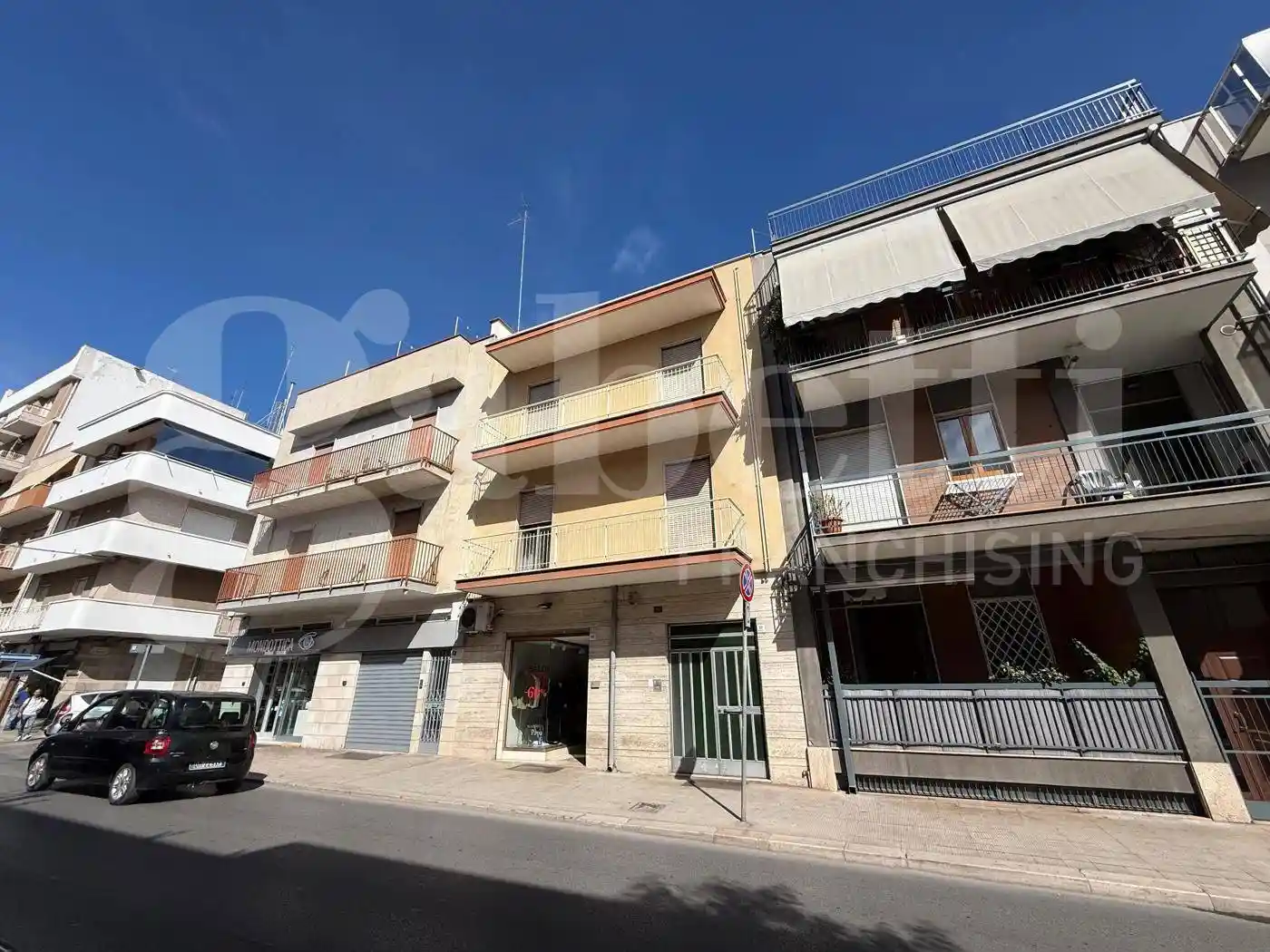Palazzo - Edificio in vendita a Andria