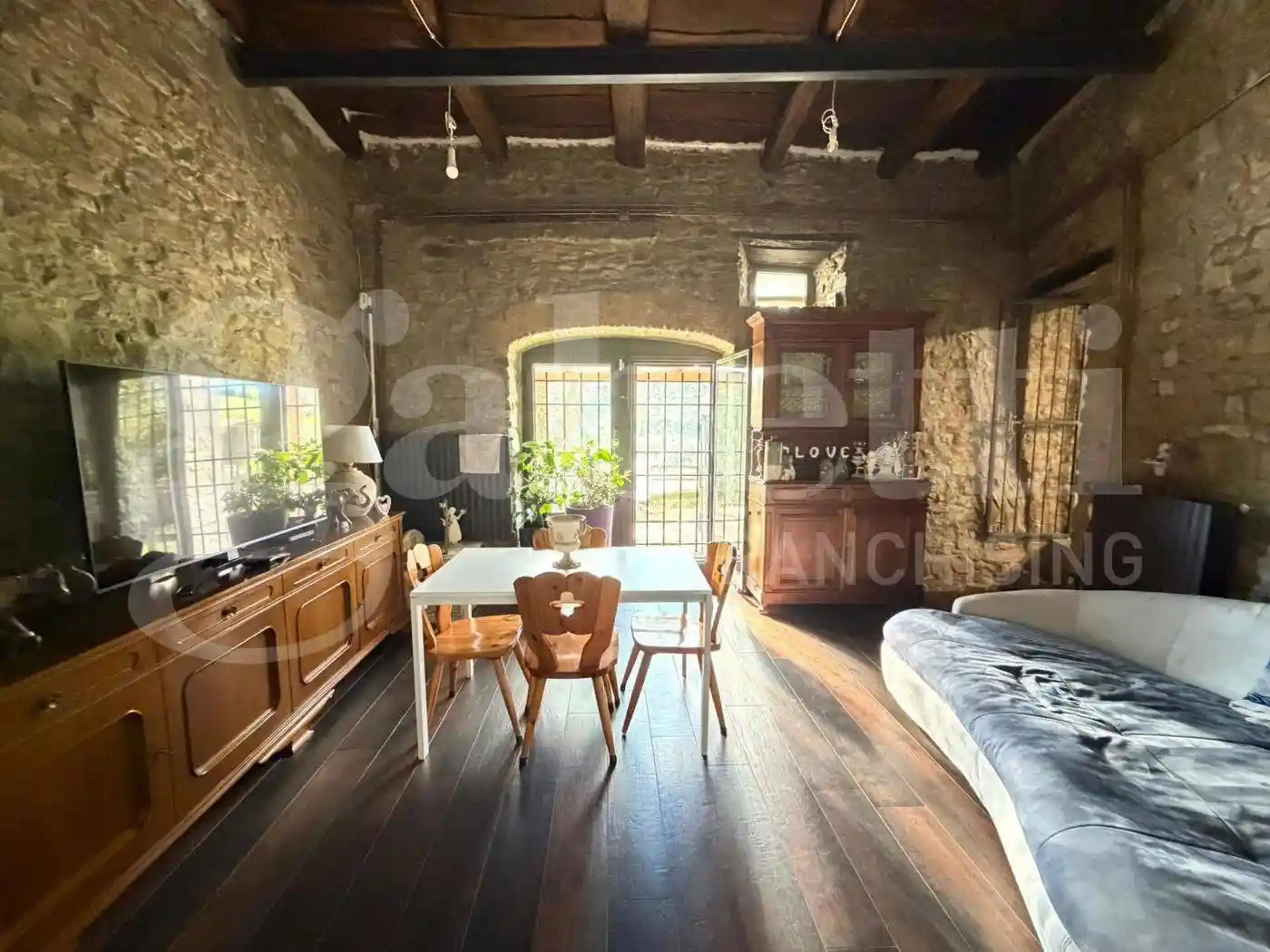 Rustico - Casale in vendita a Monte San Pietro