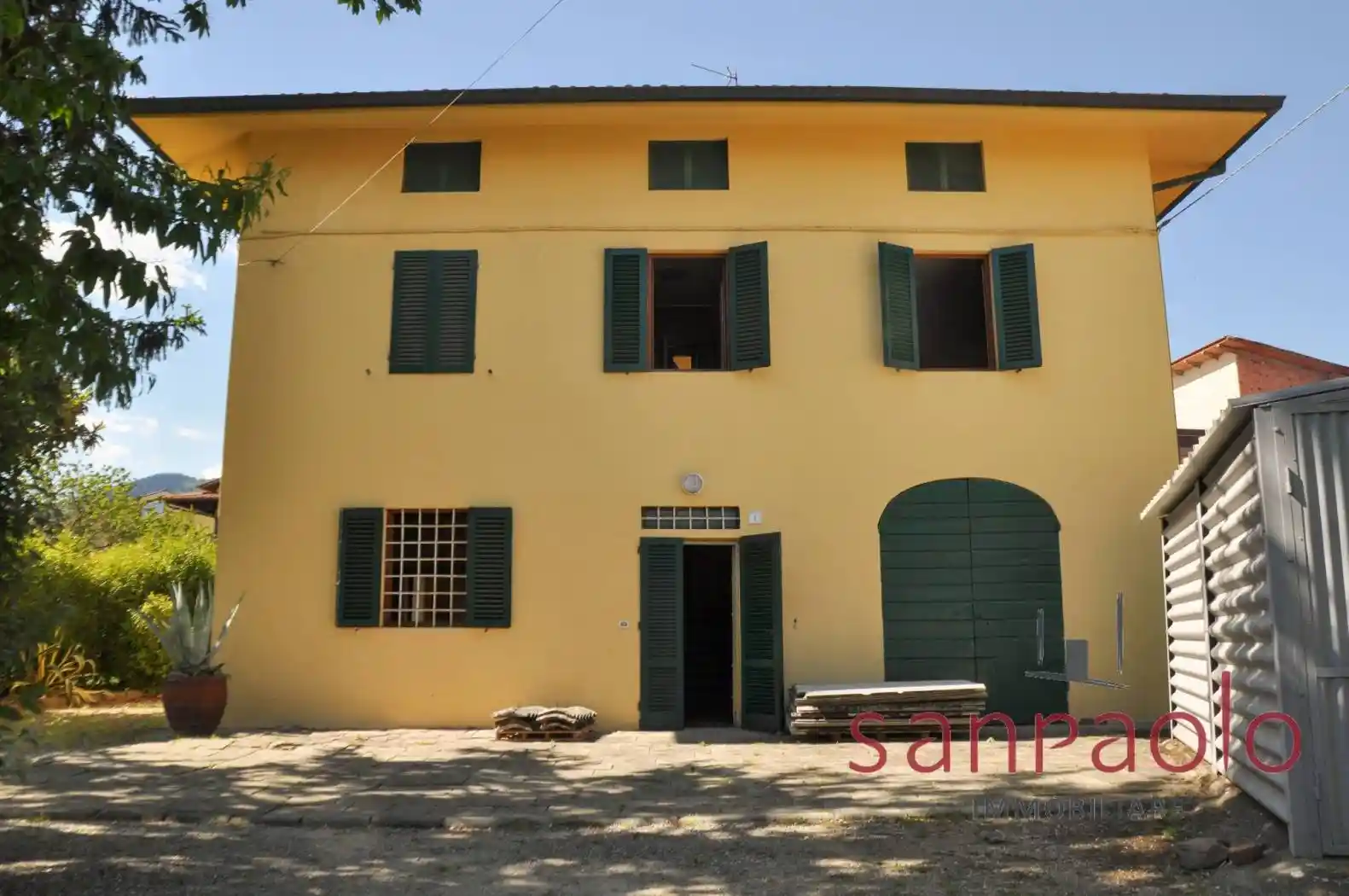 Villa in vendita a Pescia