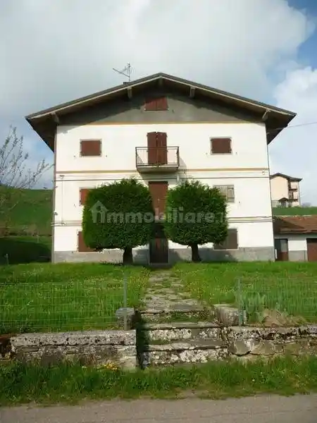 Appartamento in vendita a Pievepelago