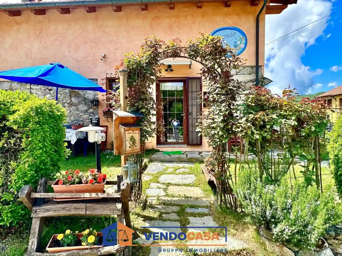 Villa - foto 2