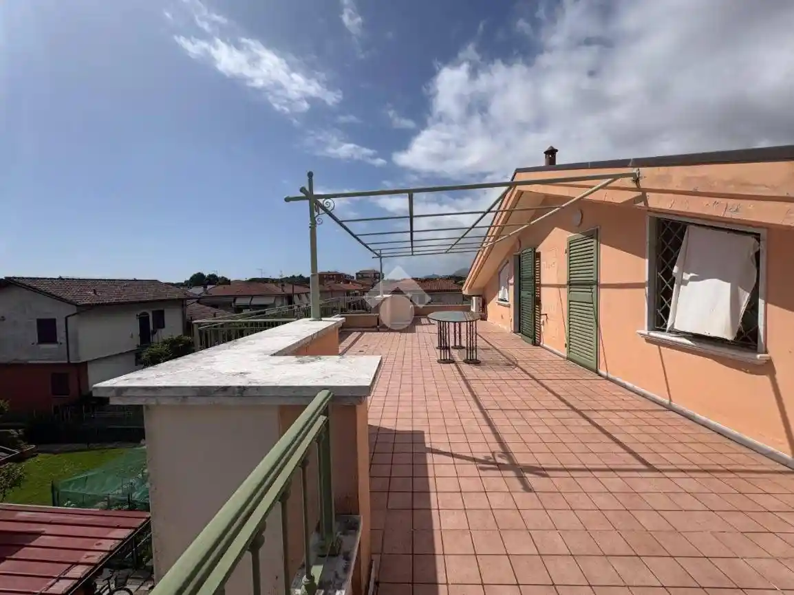 Appartamento in vendita a Massa