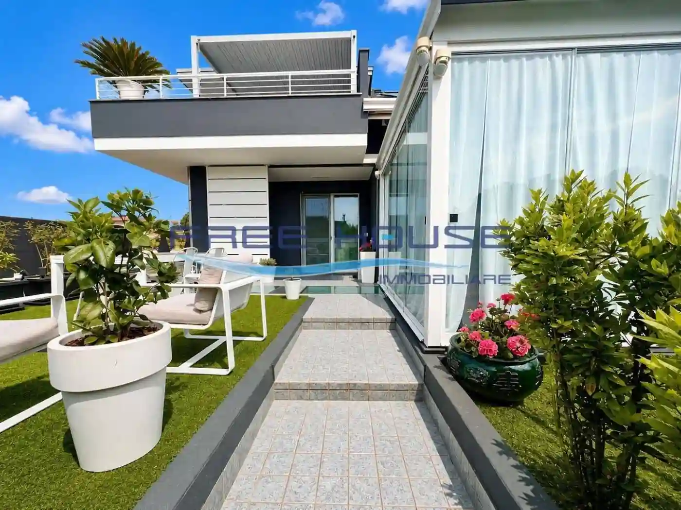 Villa - foto 2