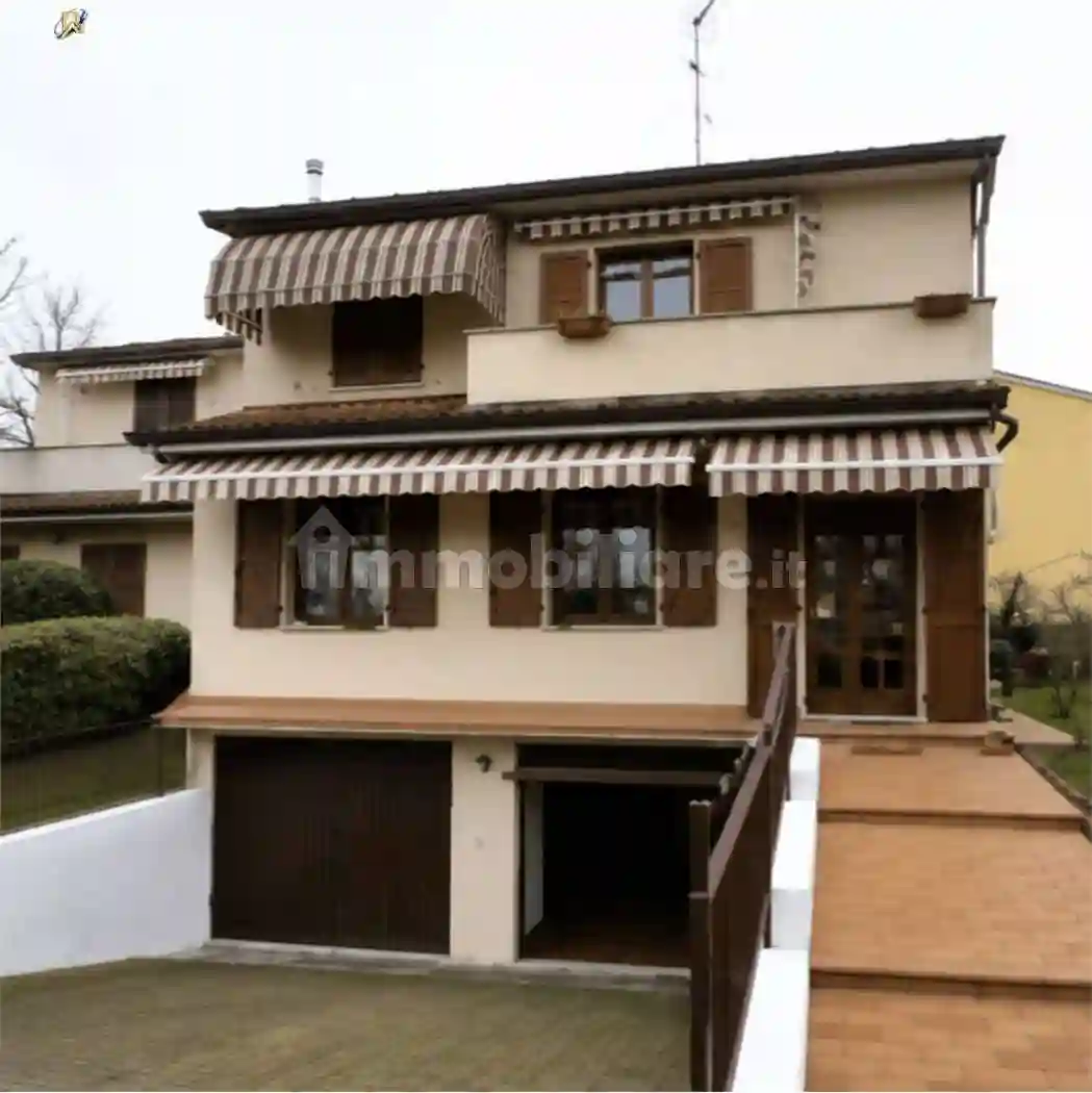 Villetta a schiera - foto 2